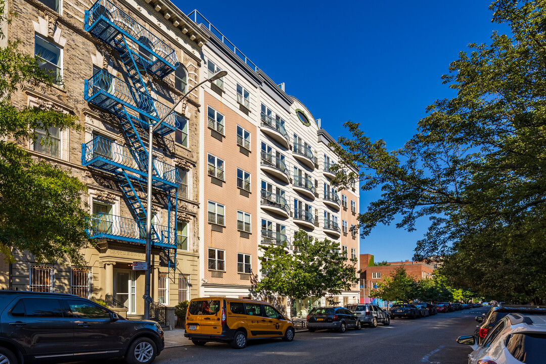 The Lore in New York, NY - Building Photo