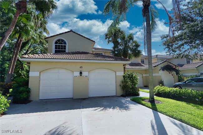 65 Silver Oaks Cir in Naples, FL - Foto de edificio - Building Photo