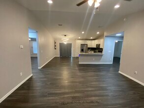 20 Malauka Cir in Ocklawaha, FL - Building Photo - Building Photo