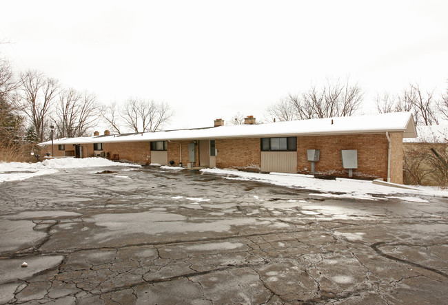 Broadway Terrace in Ann Arbor, MI - Foto de edificio - Building Photo