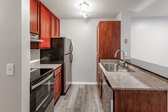 The Commons in Inver Grove Heights, MN - Building Photo - Interior Photo