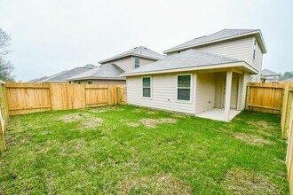 436 Upper Creek Dr in Willis, TX - Building Photo - Building Photo