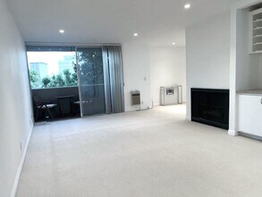 11645 Montana Ave, Unit #332 in Los Angeles, CA - Building Photo - Building Photo
