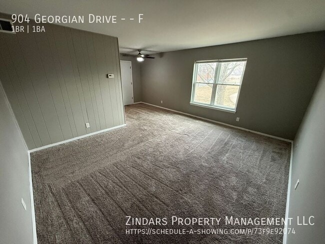 904 Georgian Dr in Danville, IL - Building Photo - Building Photo