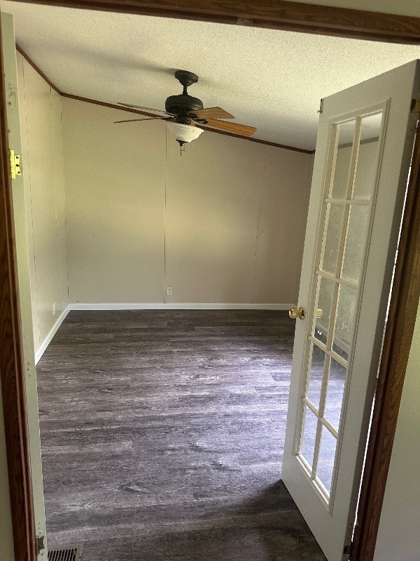 125 Crescent Creek Ln in Bruceville, TX - Building Photo - Building Photo