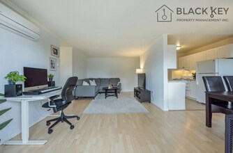 986 Huron St in London, ON - Building Photo - Building Photo