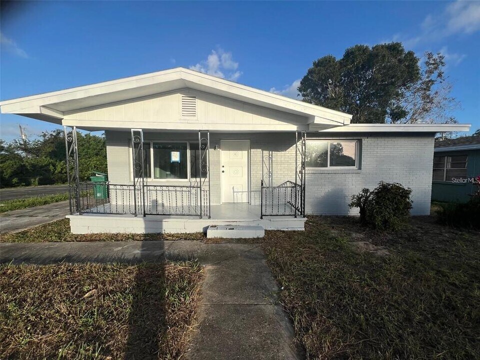 614 Paw Paw St in Cocoa, FL - Building Photo