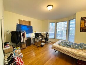 1568 Tremont St, Unit 1 in Boston, MA - Building Photo - Building Photo