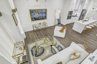 6713 St Augustine St in Houston, TX - Building Photo - Building Photo