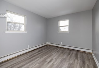 3110 Knights Rd in Bensalem, PA - Building Photo - Building Photo