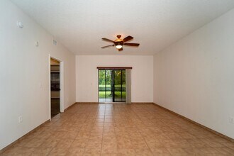 101 Laurel Wood Way, Unit 103 in St. Augustine, FL - Building Photo - Building Photo