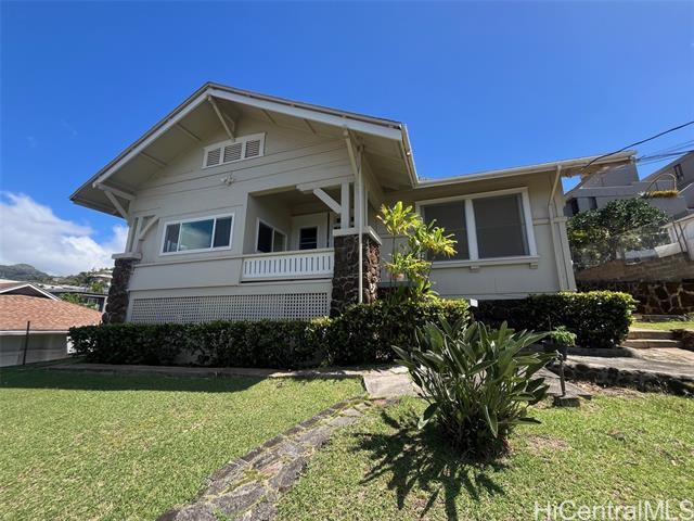 1691 Kamamalu Ave in Honolulu, HI - Building Photo - Building Photo