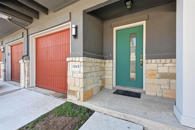 1504 Lorraine Loop in Austin, TX - Building Photo - Building Photo