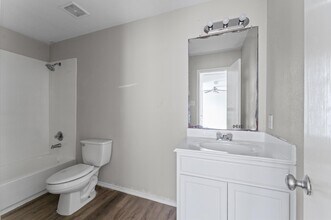 7642 Appleberry Dr in Cypress, TX - Building Photo - Building Photo