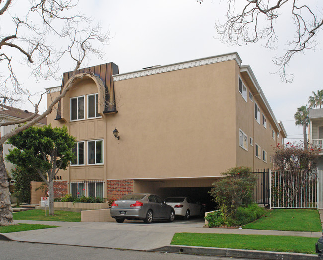 451 S Maple Dr in Beverly Hills, CA - Building Photo - Building Photo