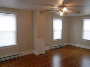 13706 Maugansville Rd in Hagerstown, MD - Building Photo - Building Photo