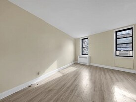 50 Shore Blvd in Brooklyn, NY - Building Photo