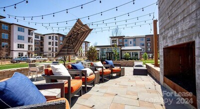 6408 Providence Farm Ln, Unit C1 in Charlotte, NC - Building Photo - Building Photo