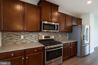 64 Hamilton Ct in Pennsauken, NJ - Building Photo - Building Photo