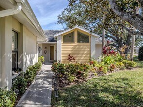 268 Southampton Dr in Venice, FL - Building Photo - Building Photo