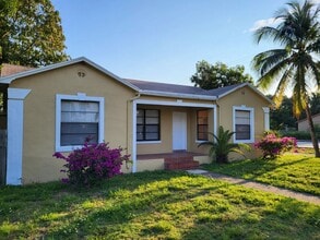 401 SW 10th St in Delray Beach, FL - Building Photo - Building Photo