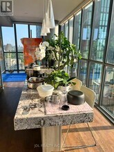 101 Charles St E in Toronto, ON - Building Photo - Building Photo