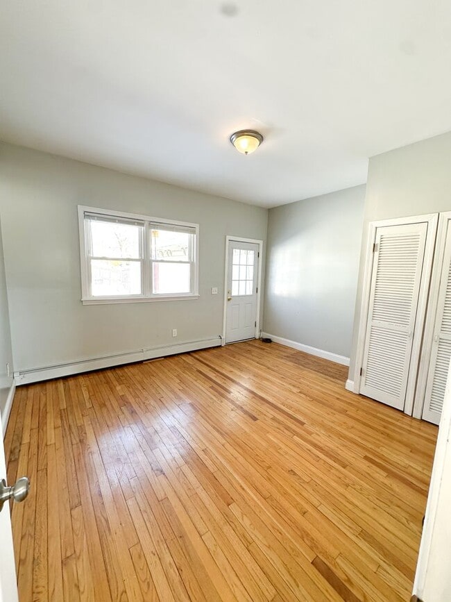 1559 Smith St in Providence, RI - Building Photo - Building Photo