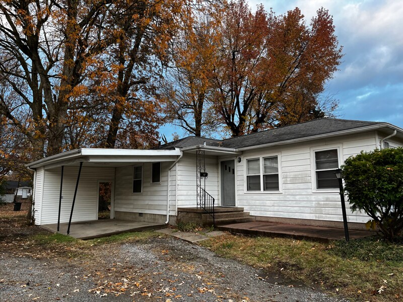 2117 Madison St in Paducah, KY - Building Photo