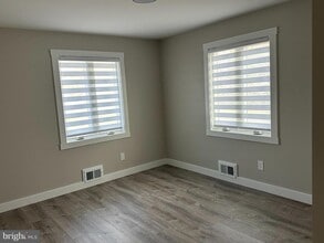 12 Sanbert Cir in Hamilton Township, NJ - Building Photo - Building Photo