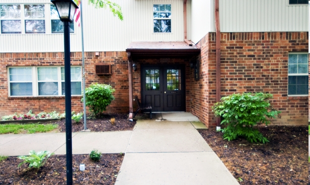 Roosevelt Manor in Piqua, OH - Foto de edificio - Building Photo