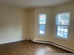 66 S Huntington Ave in Boston, MA - Building Photo - Building Photo