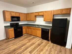 7041 Somerset Springs Dr in Charlotte, NC - Building Photo - Building Photo