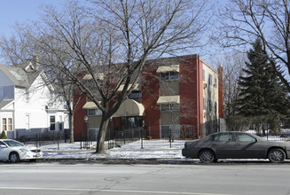 2217 Portland Ave S in Minneapolis, MN - Building Photo - Building Photo