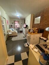 271 Newbury St, Unit 270 newbury street in Boston, MA - Building Photo - Building Photo
