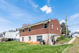 805 McCausland St in Lynchburg, VA - Building Photo