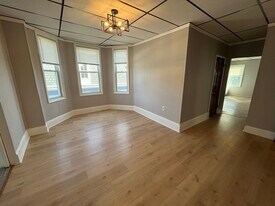 14 Washburn St in Boston, MA - Building Photo