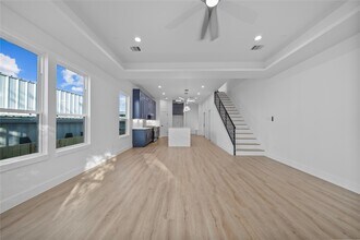 4323 Rogers St in Houston, TX - Building Photo - Building Photo