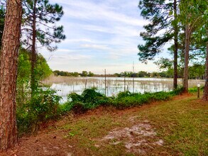 1371 Melshire Ave in Deltona, FL - Foto de edificio - Building Photo