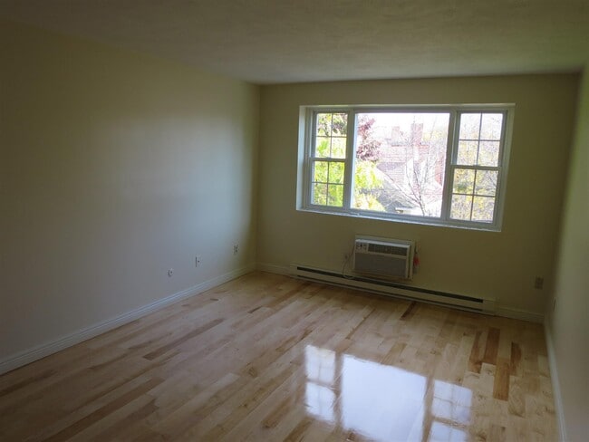 23 Franklin St, Unit 14 in Somerville, MA - Building Photo - Building Photo