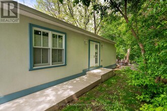 307 Queen St S in Mississauga, ON - Building Photo - Building Photo