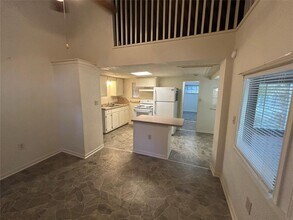 2651 Pioneer Ln in Cleveland, TX - Building Photo - Building Photo