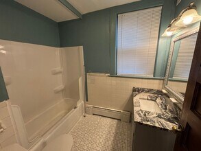 30 S 6th St in Council Bluffs, IA - Building Photo - Building Photo