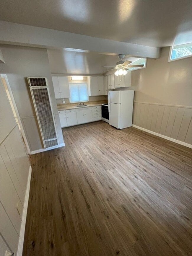 905 Lapham Dr in South Lake Tahoe, CA - Building Photo - Building Photo