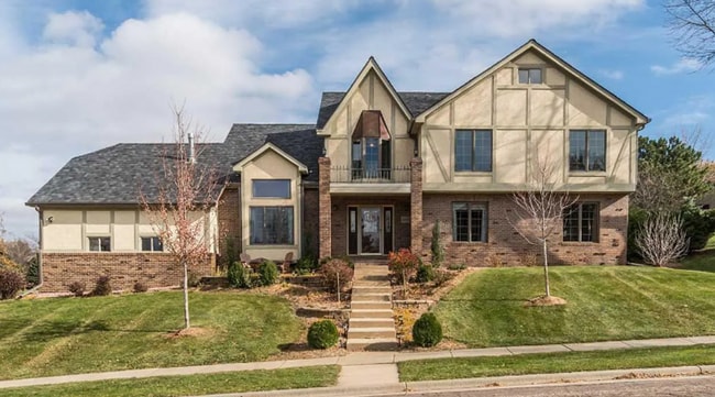property at 4404 S Yellowstone Ln