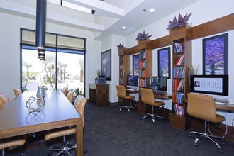 Spur in Henderson, NV - Foto de edificio - Interior Photo