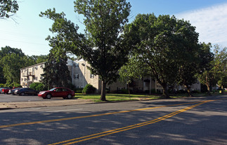 Krewstown Park Apartments