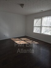 8104 Waldrop Pl in Decatur, GA - Building Photo - Building Photo
