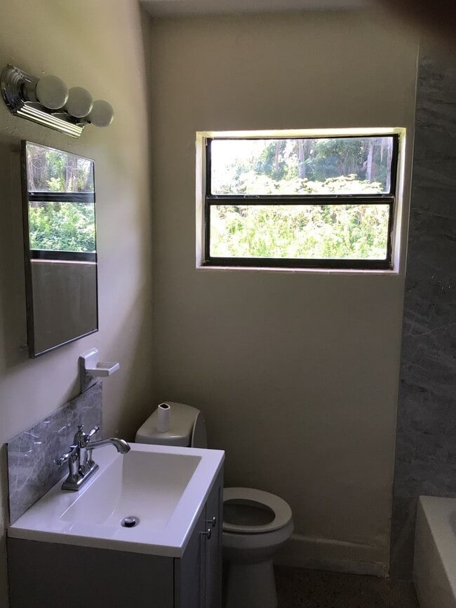 property at 1212 Sasoon Ave