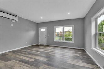 140 Seymour St in Buffalo, NY - Foto de edificio - Building Photo