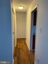 2311 Pimmit Dr in Falls Church, VA - Building Photo - Building Photo